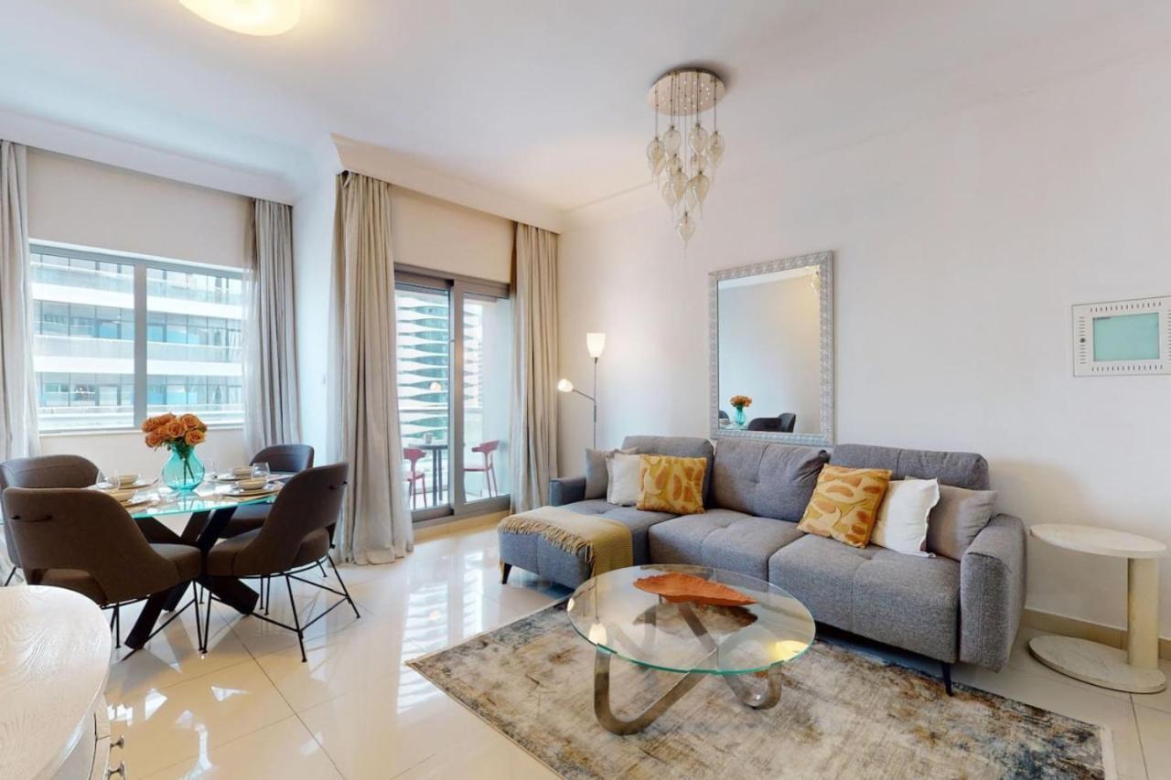 The Signature - Elegant One Bedroom *