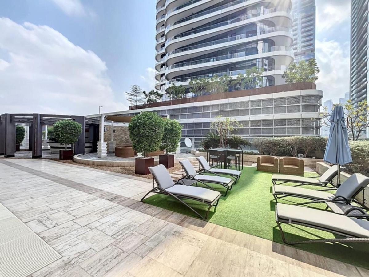 The Signature - Elegant One Bedroom Dubai